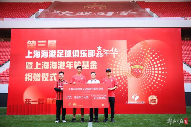 上海半场反超广厦2分：王哲林15+7压哨补篮 胡金秋12分布朗18分